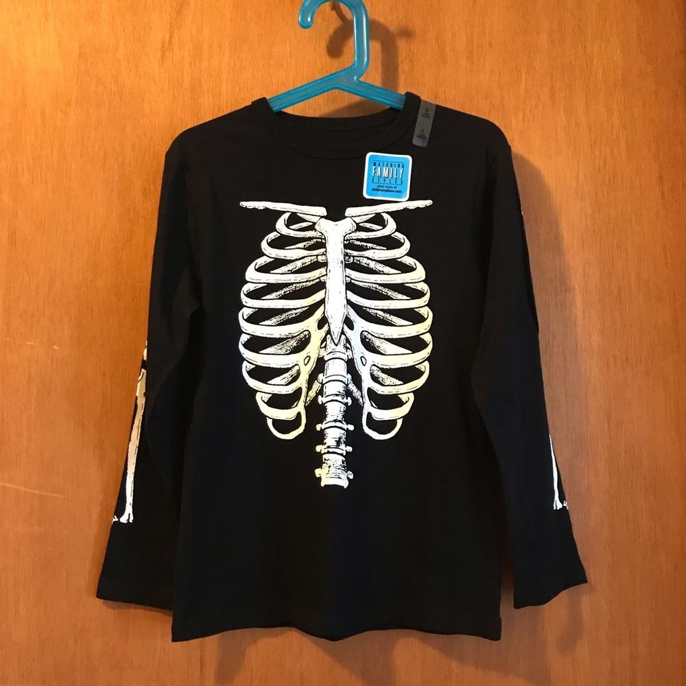The Children’s Place Boy’s Glow Skeleton Long Sleeve T- Shirt